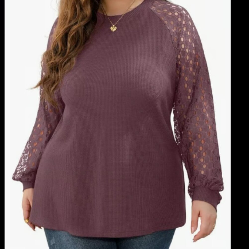 Olrik Lace Sleeve Top